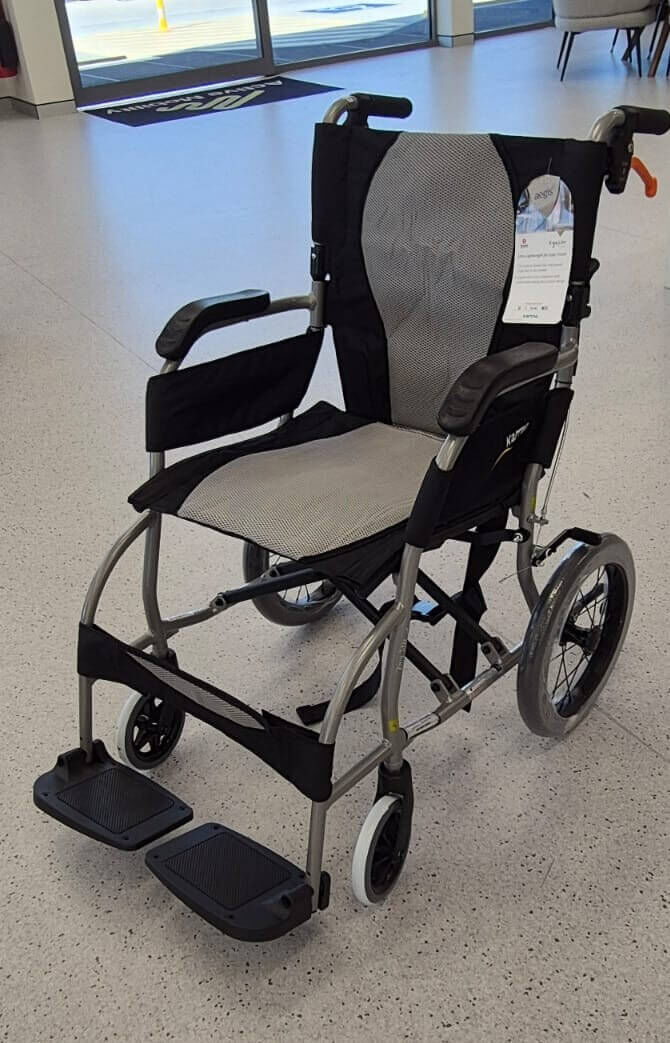 Karma Ergo Lite Transit Wheelchair - 18x16"
