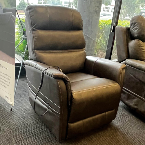 Picasso Quad Motor Lift Chair 